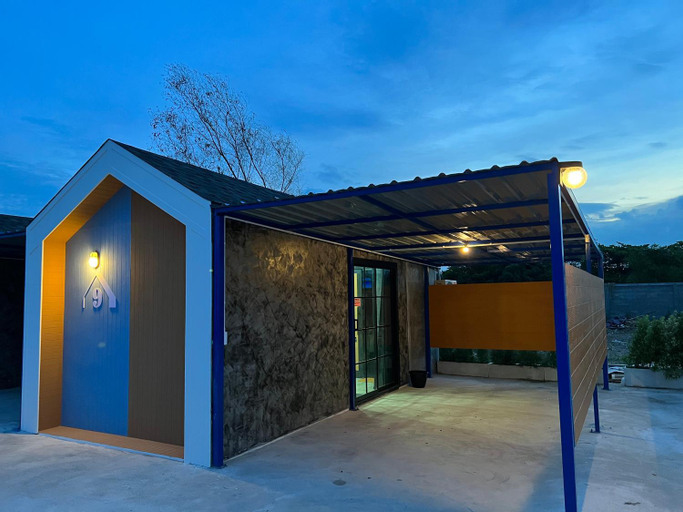 Exterior & Views 1, Chics Resort, Khlong Luang