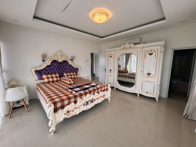 Bedroom 5, Villa Rumah Putih Ardilla Puncak, Bogor