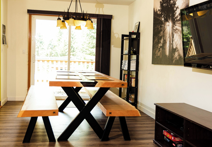 Others 5, Kings Den resort, Columbia-Shuswap