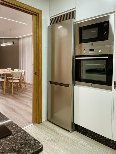 Others 5, The Barcelona 73 Residence by VigoVacaciones, Pontevedra