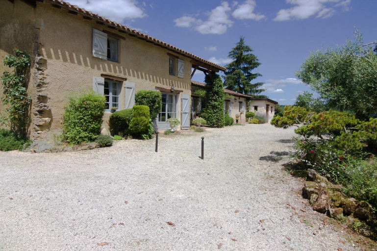 Others 4, Au Bel Air, Gers