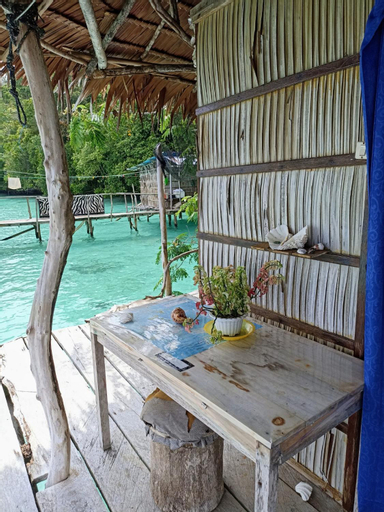 Others 3, Yenbainus homestay, Raja Ampat