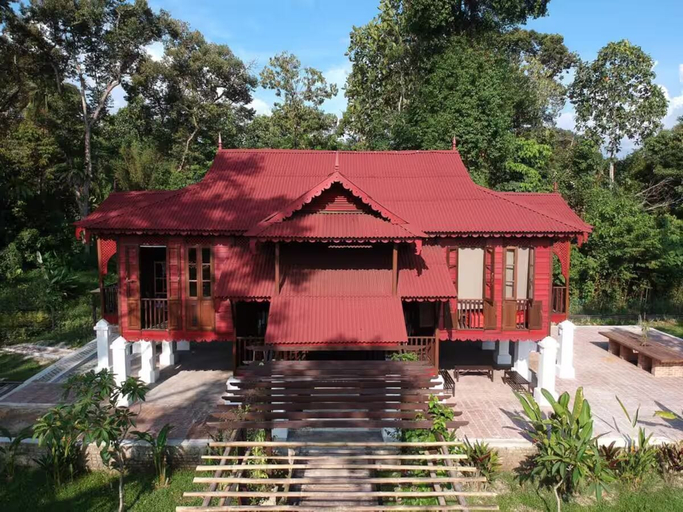 Exterior & Views 2, Bagas Zakariah Orchard Lodge, Kampar