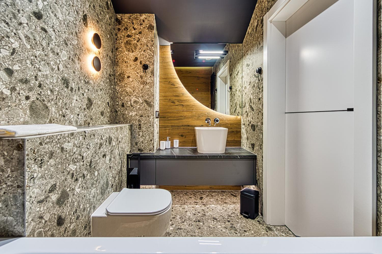Bathroom 2, Beatris Resort, Lubań