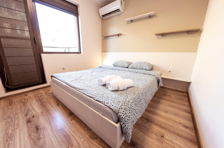 Bedroom, Bright 1BDR Apartment with a Balcony, Stolichna