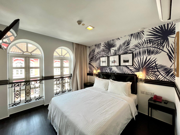 Bedroom 16