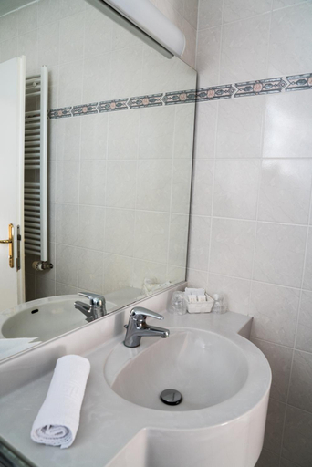Bathroom 3, Hotel Johannes-Zeche, Neusiedl am See