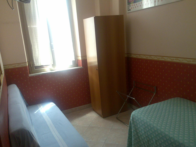 Bedroom, Hotel Lazzari, Rome