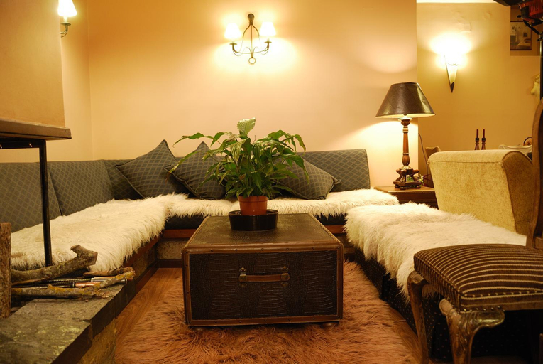 Bedroom 2, Villa Virginia Hotel, Central Greece