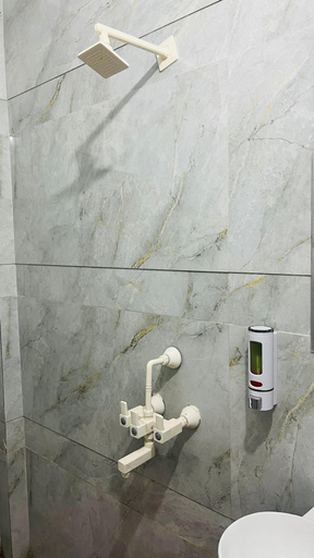 Bathroom 4, Hotel Shree Radham By GRB, Mathura