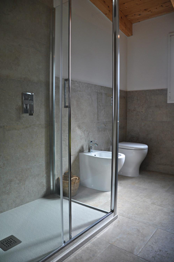 Bathroom 4, B&B Les Chambres Rooms & Suite, Olbia-Tempio