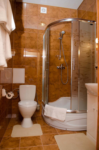 Others 5, Naftusya Hotel, Drohobyts'ka
