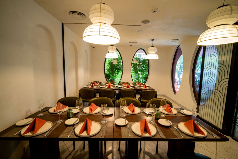 Food & Drinks 5, Me Saigon Boutique Hotel, District 1