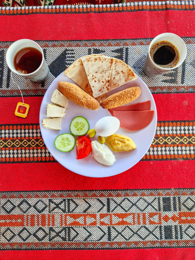 Food & Drinks 6