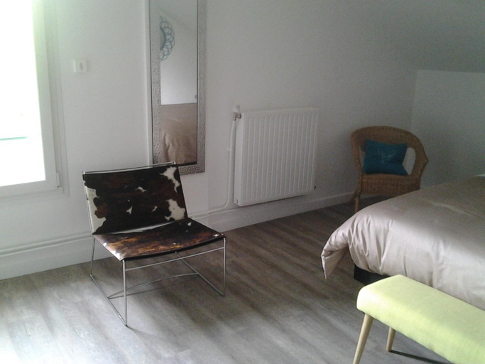 Others 3, La Maison Mirabeau, Meuse