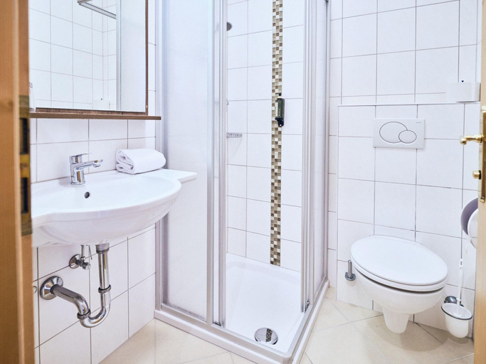 Bathroom 4, Alpengasthof Kirchboden, Sankt Johann im Pongau