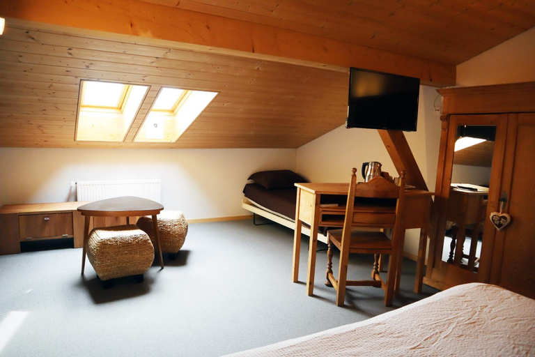 Bedroom 10