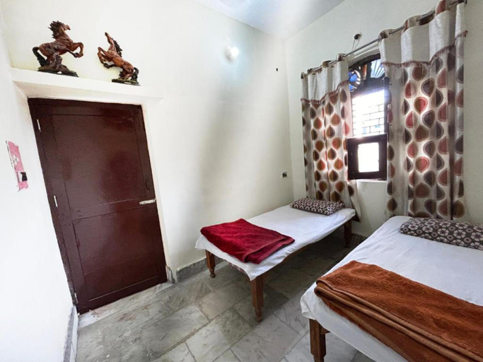Bedroom 2, Goroomgo Homestay Haldwani, Nainital