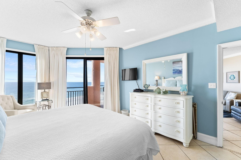 Bedroom 2, Seachase 704w, Baldwin