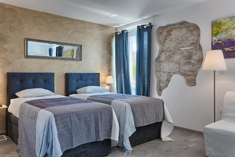 Others 4, Luxury flats in city centre, Pula