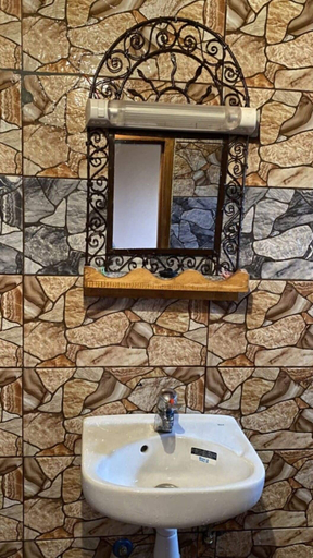 Bathroom 3, Riad Bouchahoud Hotel in Telouet, Ouarzazate