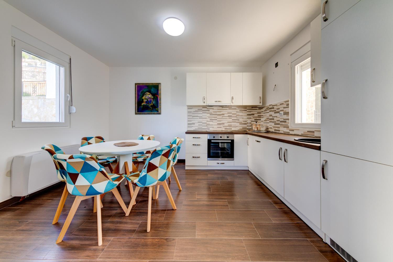 Others 5, Dolaca Villas