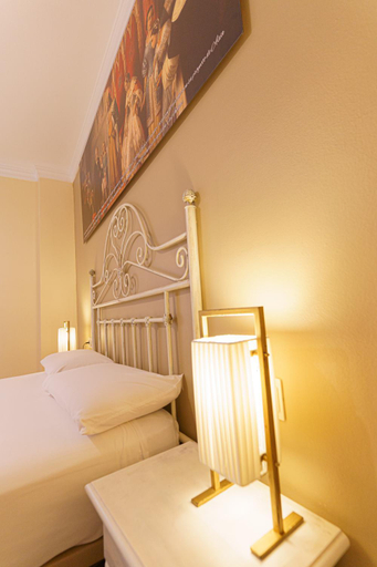 Bedroom 3, Colon, Málaga