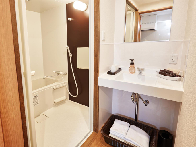 Bathroom 4, Creass Hotel TSUBOGAWA Marche, Naha