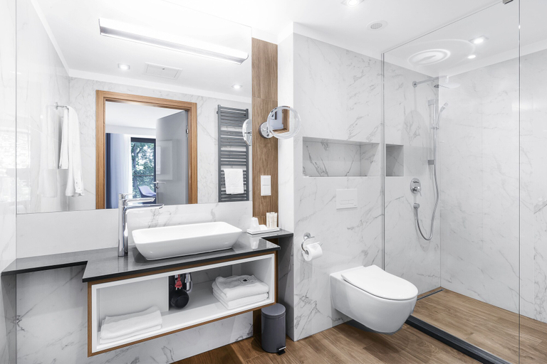 Bathroom 3, Hotel Testa, Gdańsk City