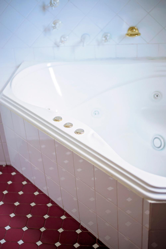 Bathroom 3, Karribank, Plantagenet