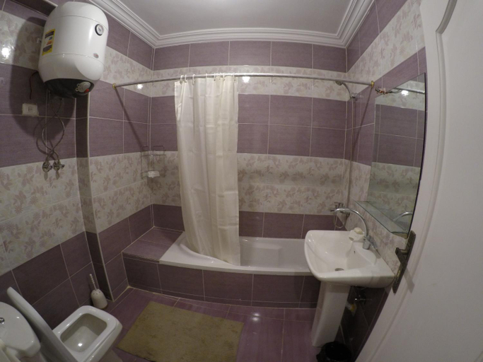 Bathroom 3, Al Hamed for Furnished Apartments, Al-Basatin