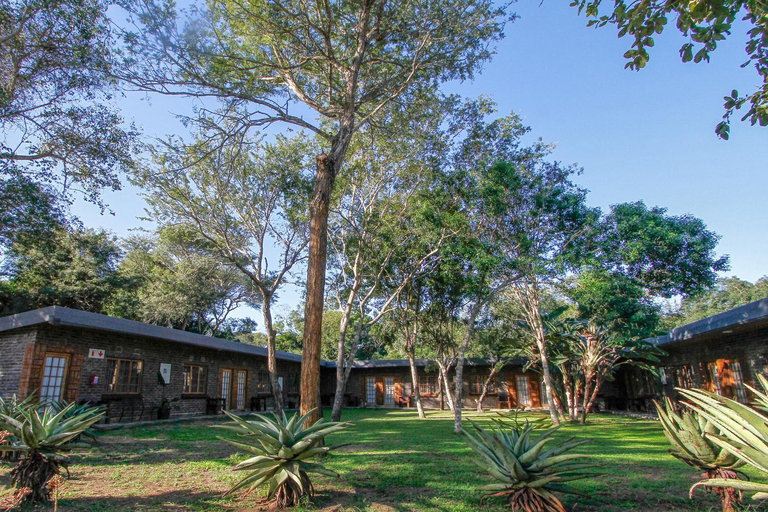 Exterior 9