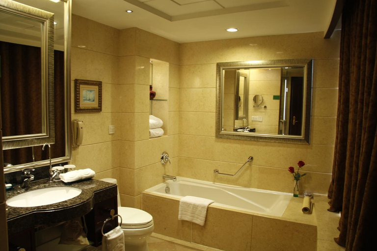 Bathroom 4, Royal Marina Plaza Hotel, Guangzhou