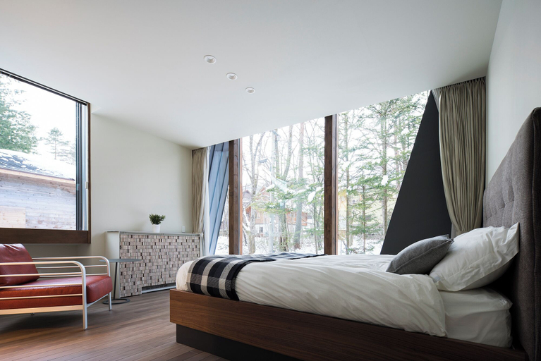 Bedroom 2, Yotsuba, Hakuba