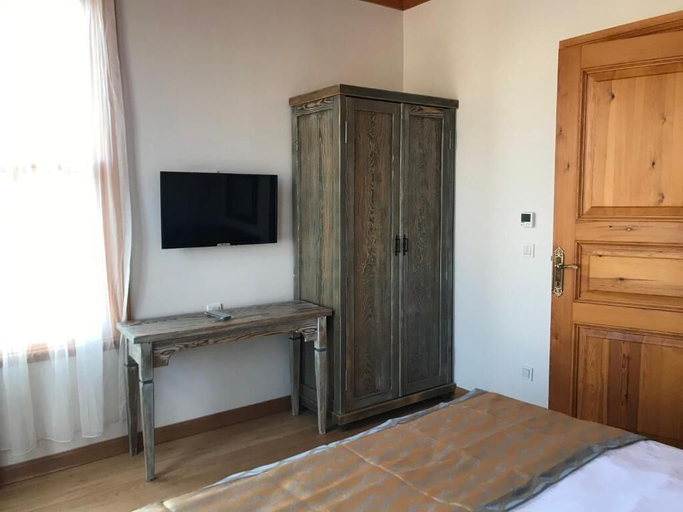 Bedroom 4, Green Mansion, Fatih