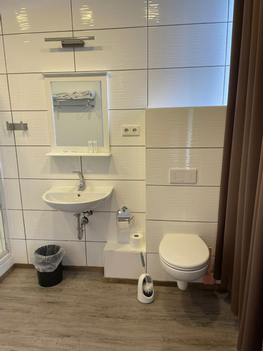 Bathroom 8