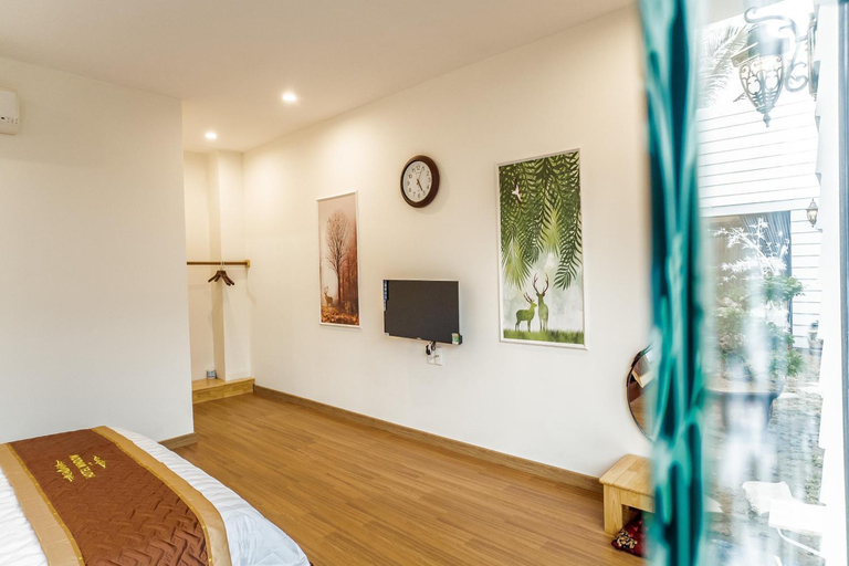 Bedroom 6