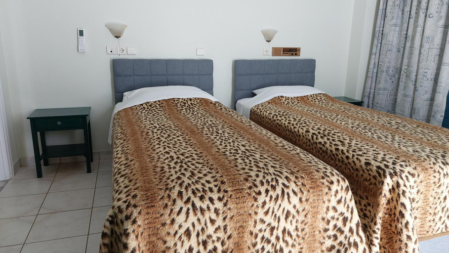 Bedroom 2, Hellas, Crete