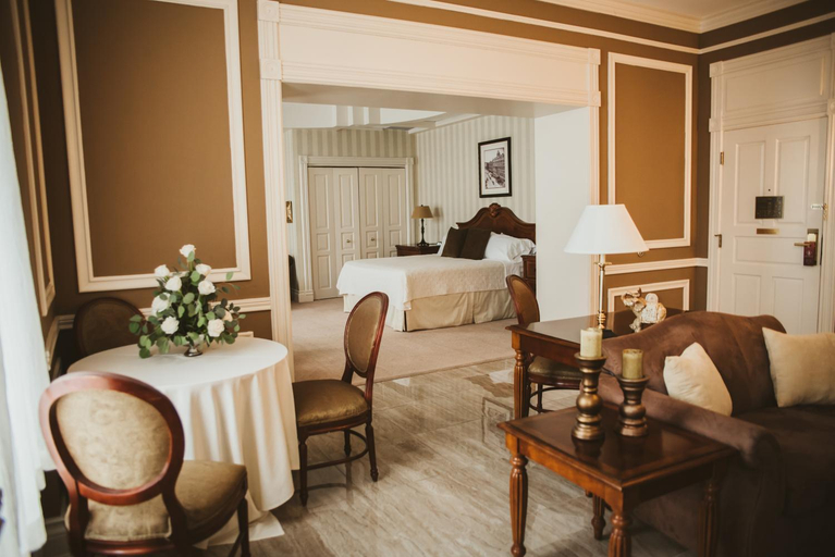 Bedroom 2, General Morgan Inn, Greene
