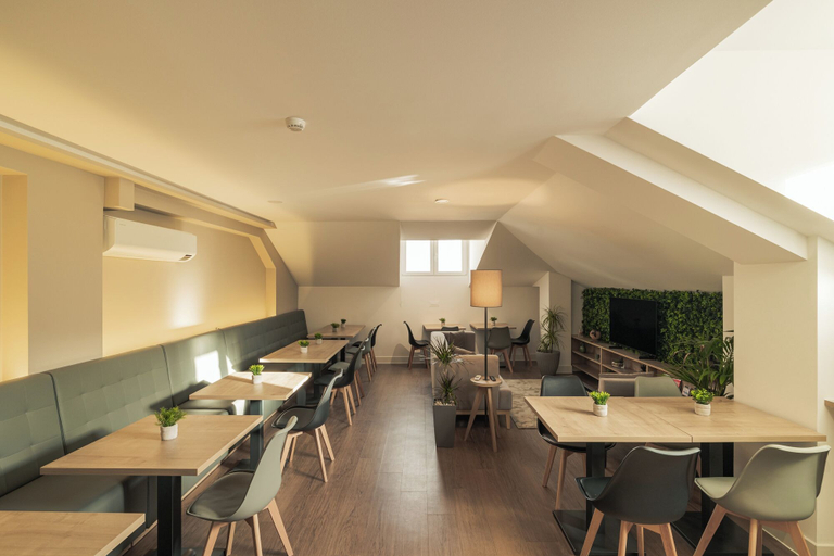 Food & Drinks 4, Monturi Hostel, Ponta Delgada