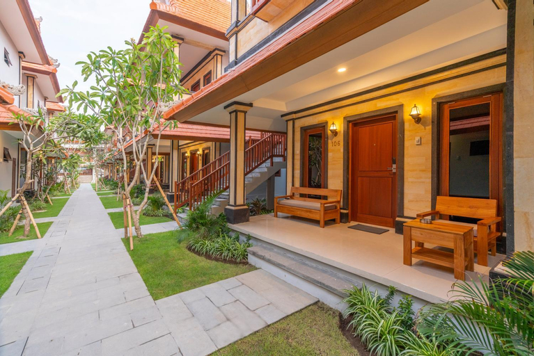 Exterior 5