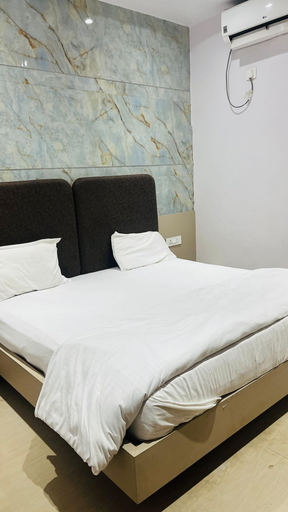 Bedroom 3, Hotel Shree Radham By GRB, Mathura