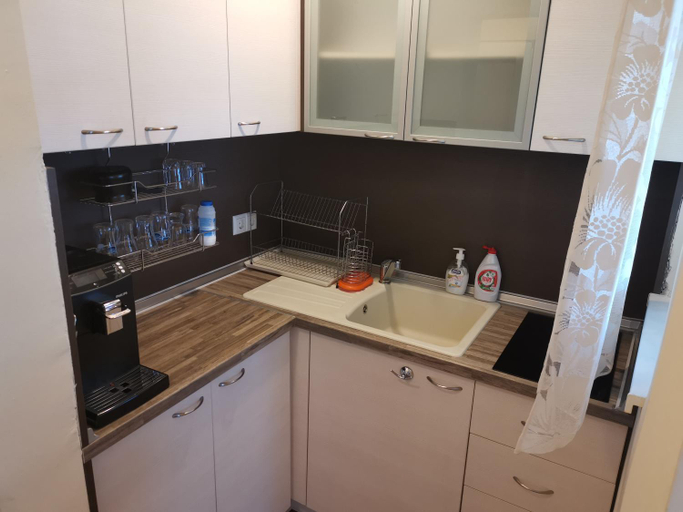 Kitchen 5, Kabakum Holiday Apartment, Varna