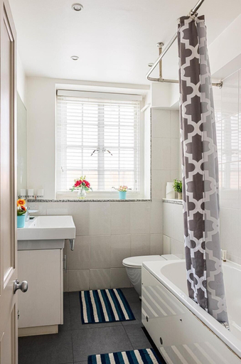 Bathroom 3, Luxury 2 Bed Chelsea Knightsbridge Horizon, London
