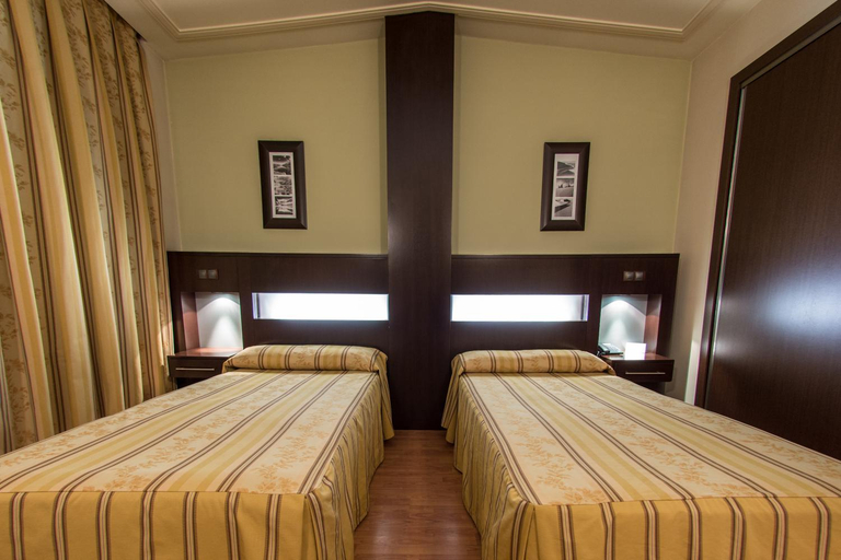 2, Hotel Los 5 Pinos, Madrid