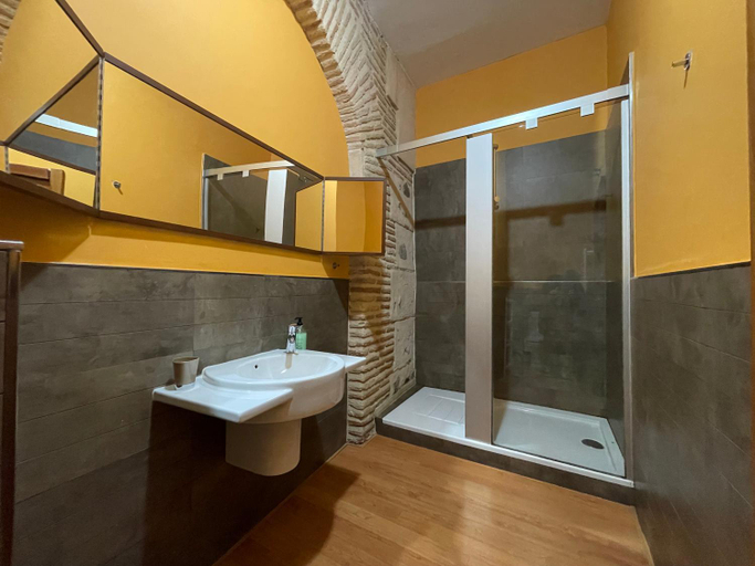 Bathroom 4, Palacio Santa Ursula, Toledo