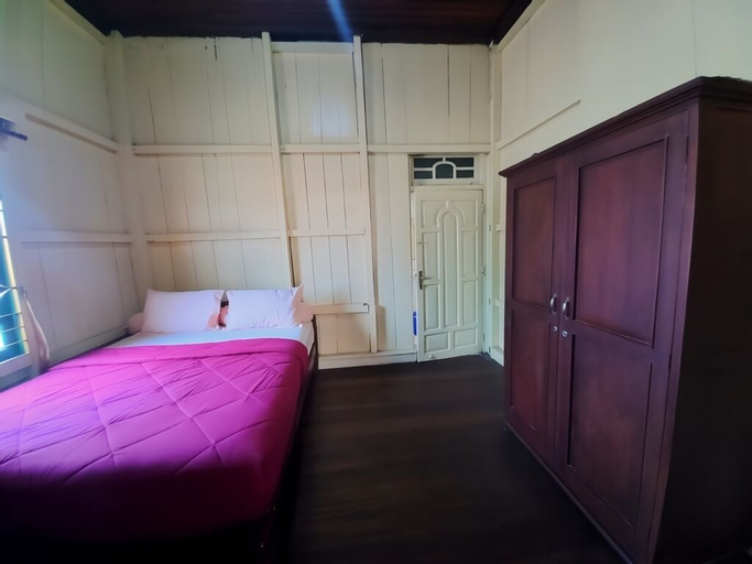 Bedroom 5