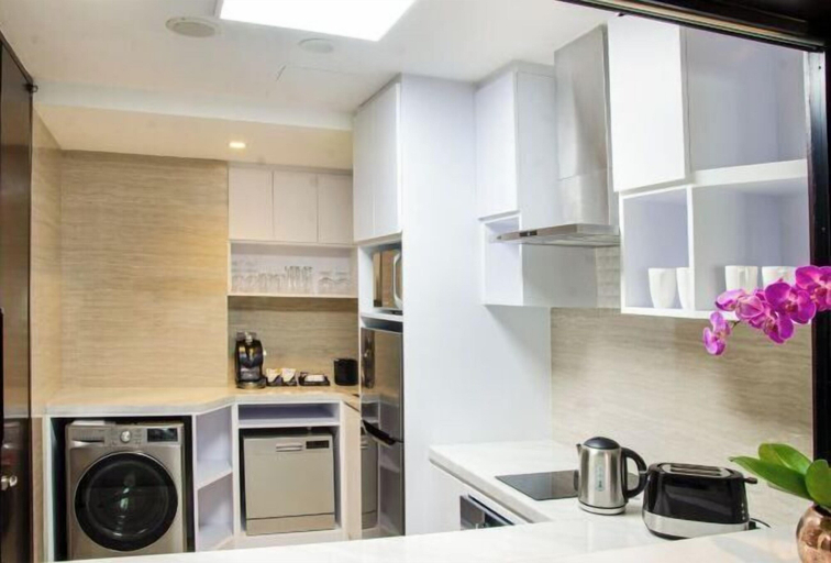 Dining Room 17