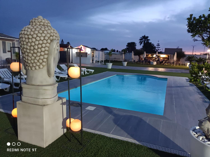 Swimming pool 2, Bungalows Buda Beach, Cádiz