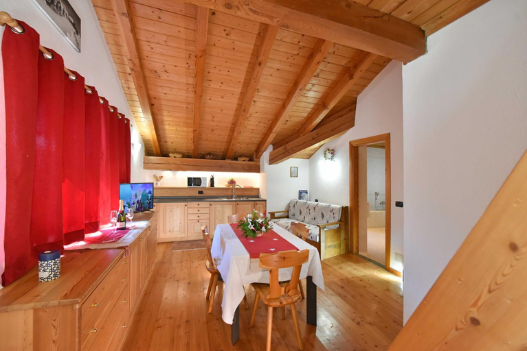 Others 4, La Casa Della Guida, Aosta